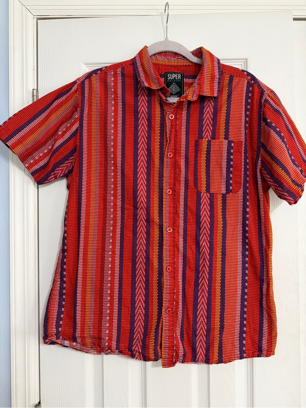 Super massive colorful geometric sleeve button down men’s size medium colorful